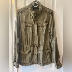 Max Jeans olive green 100% tencel jacket size Large. EXCELLENT condition